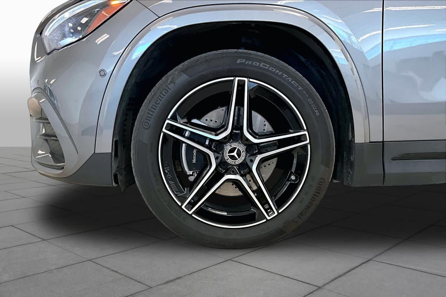 Used 2025 Mountain Grey Metallic Mercedes-Benz GLA 250 image 10