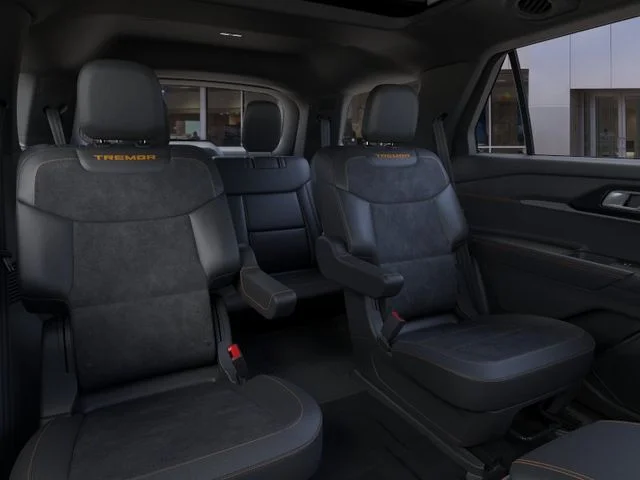 New 2026 Space White Metallic Ford Tremor image 42