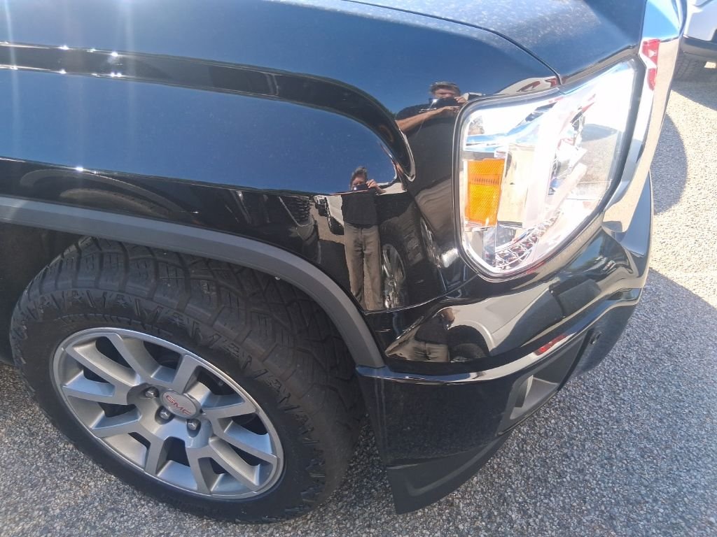 Used 2015 Black GMC Denali image 3