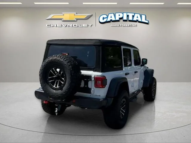 Used 2024 White Jeep 4-Door Rubicon 4x4 image 5