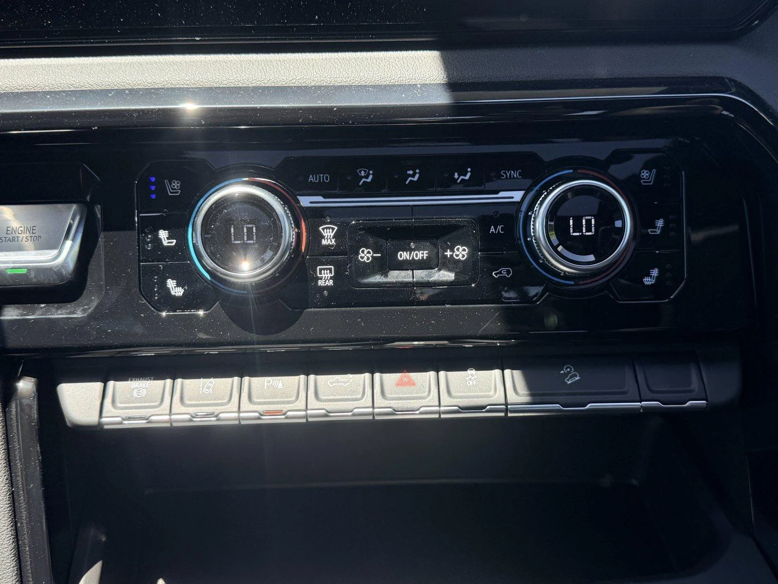 New 2026 Onyx Black GMC AT4 image 21