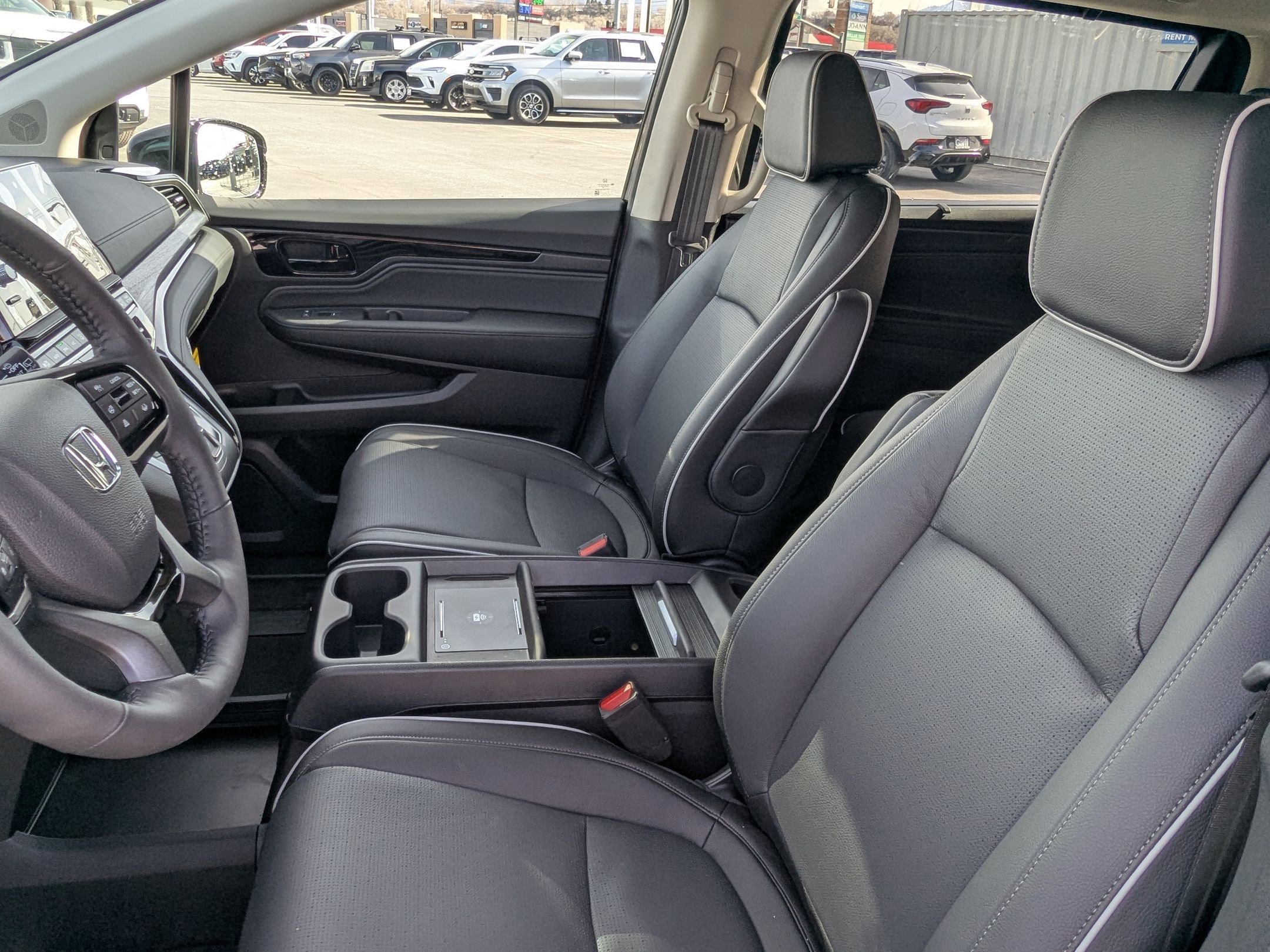 2026 Honda Odyssey Elite - Photo 14