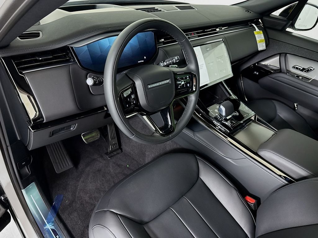 New 2026 Borasco Grey Land Rover Dynamic SE image 10