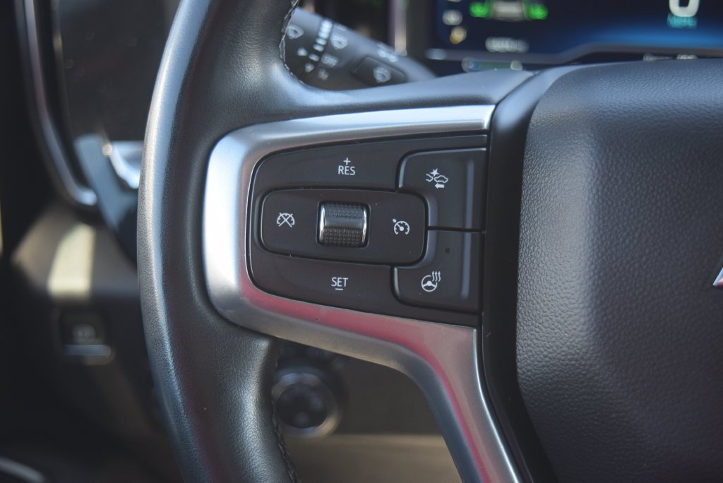 Used 2023 BLACK Chevrolet LT image 20