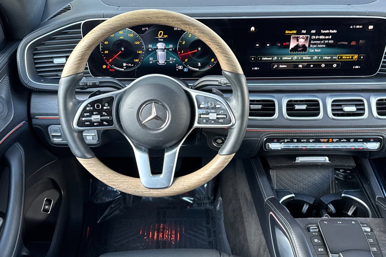 Used 2021 White Mercedes-Benz GLE 350 image 31