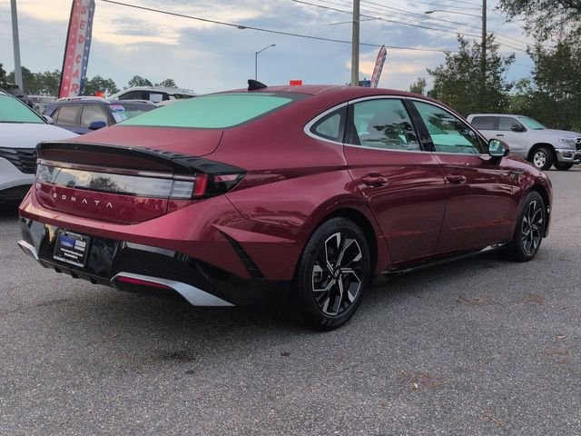 Certified Used 2025 Red Hyundai SEL image 5