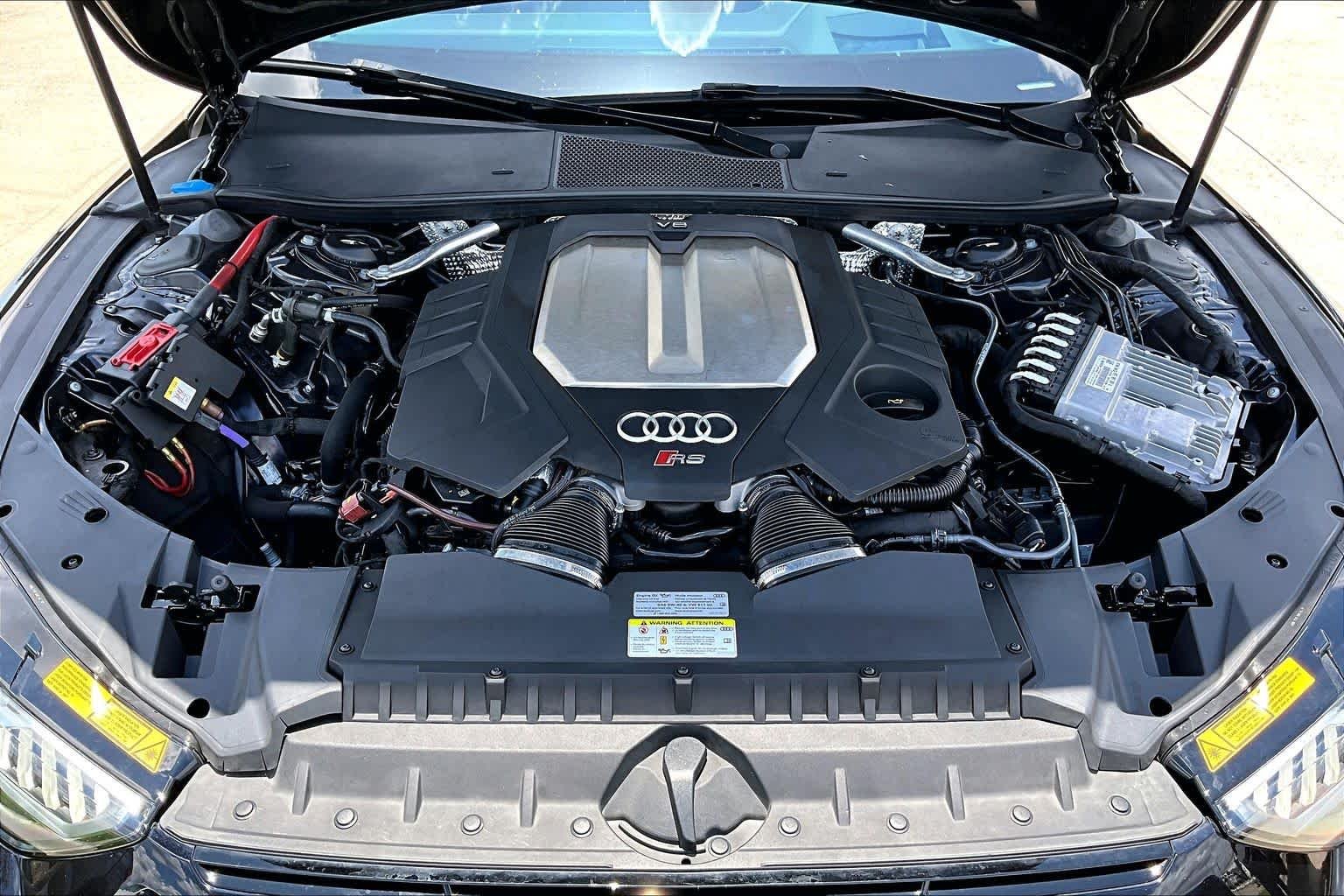 Used 2022 Sebring Black Crystal Effect Audi  image 31
