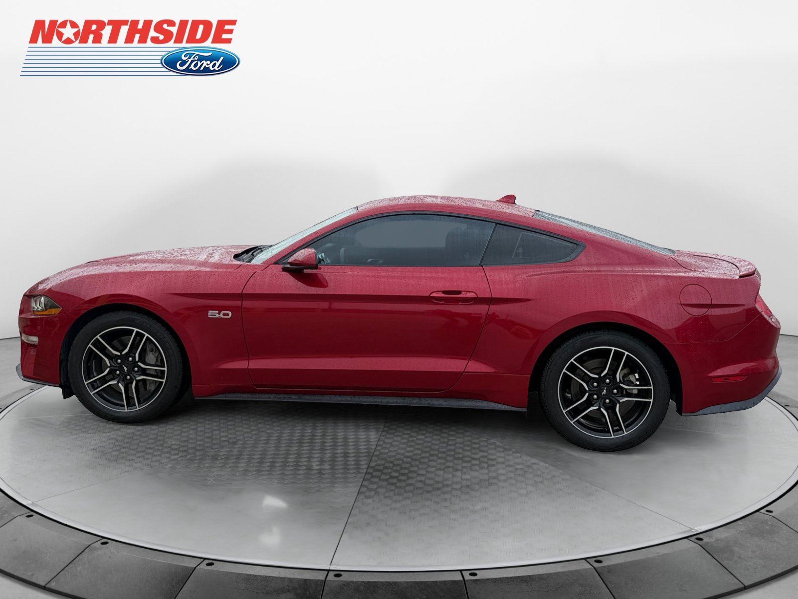 Used 2020 Rapid Red Metallic Tinted Clearcoat Ford GT image 4