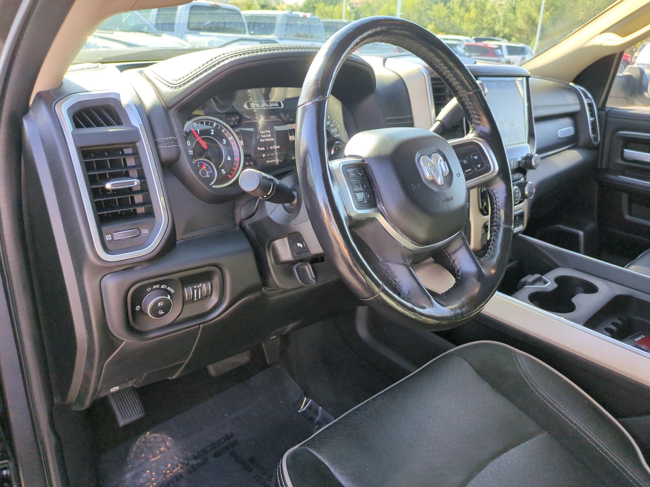 Used 2019 Granite Crystal Clearcoat Metallic Ram Laramie image 13