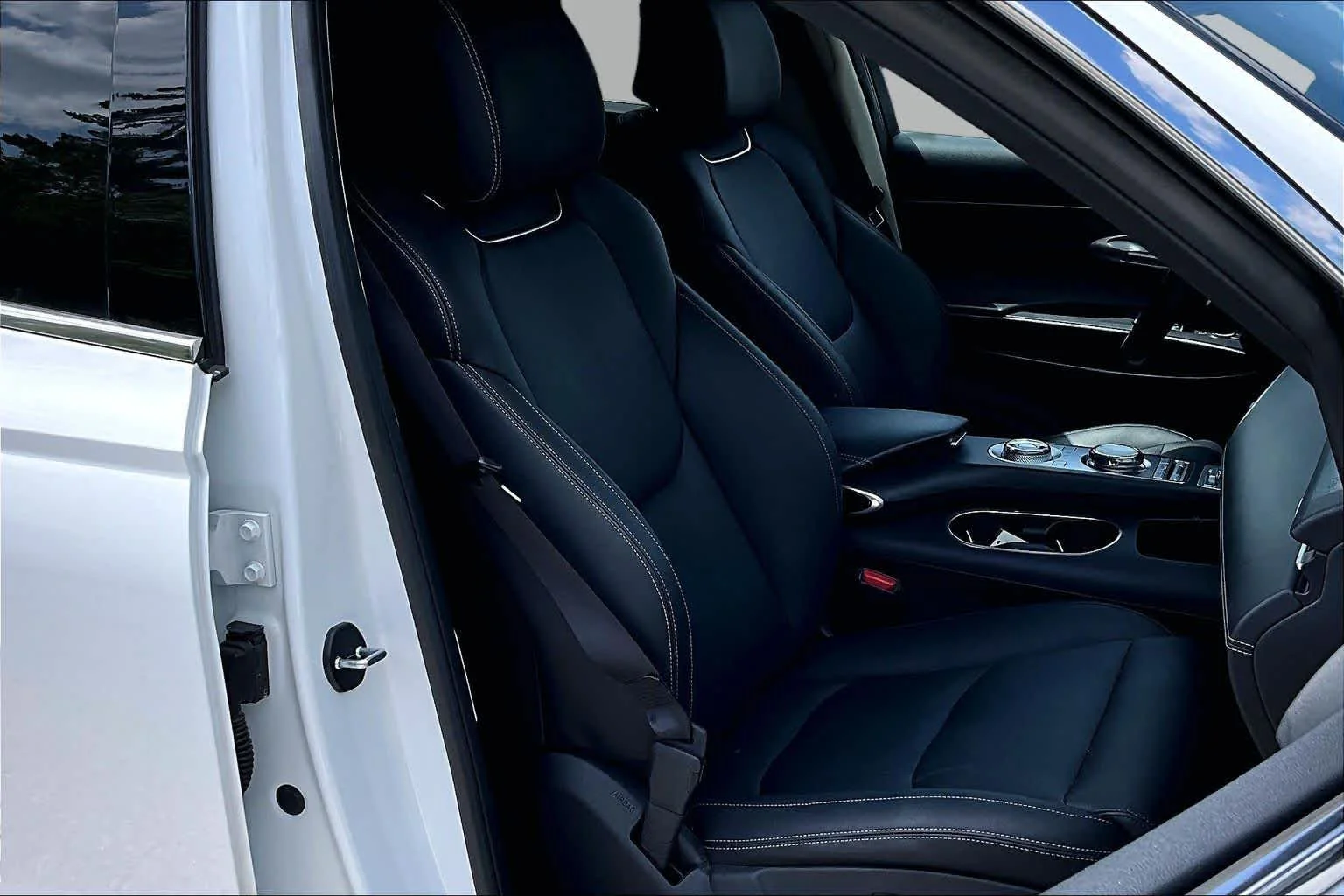 Certified Pre-Owned 2025 Genesis GV70 2.5T