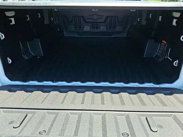 Used 2026 White Chevrolet Trail Boss image 28