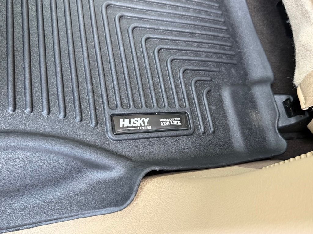 Used 2020  Ford Lariat image 35