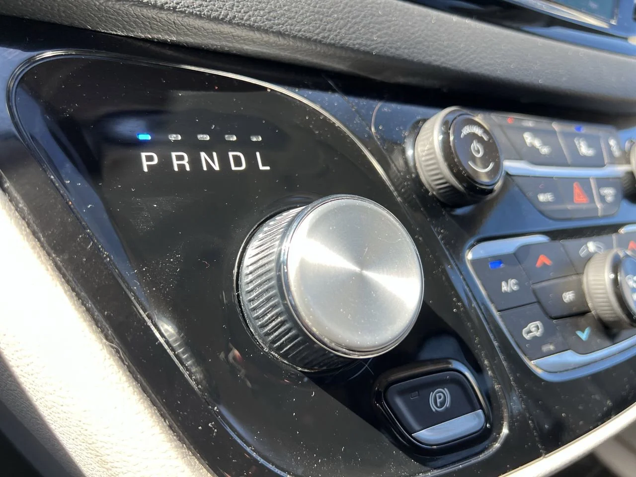 2024 Chrysler Pacifica Touring L - Photo 16
