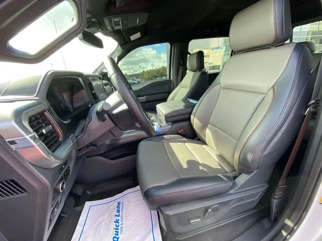 2025 Ford F-150 Lariat - Photo 11