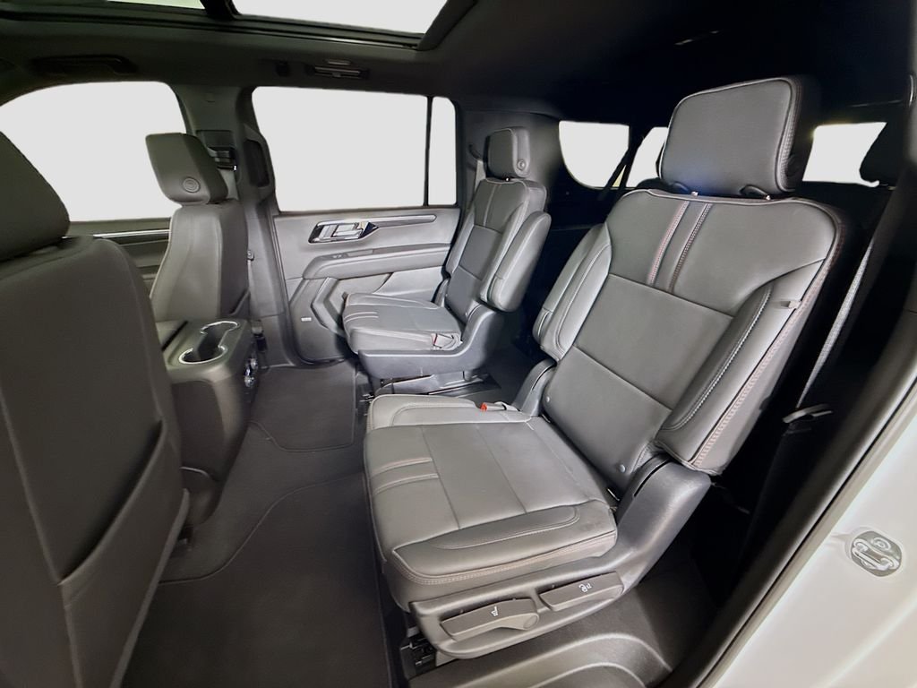 Used 2025 Beige Chevrolet RST image 26