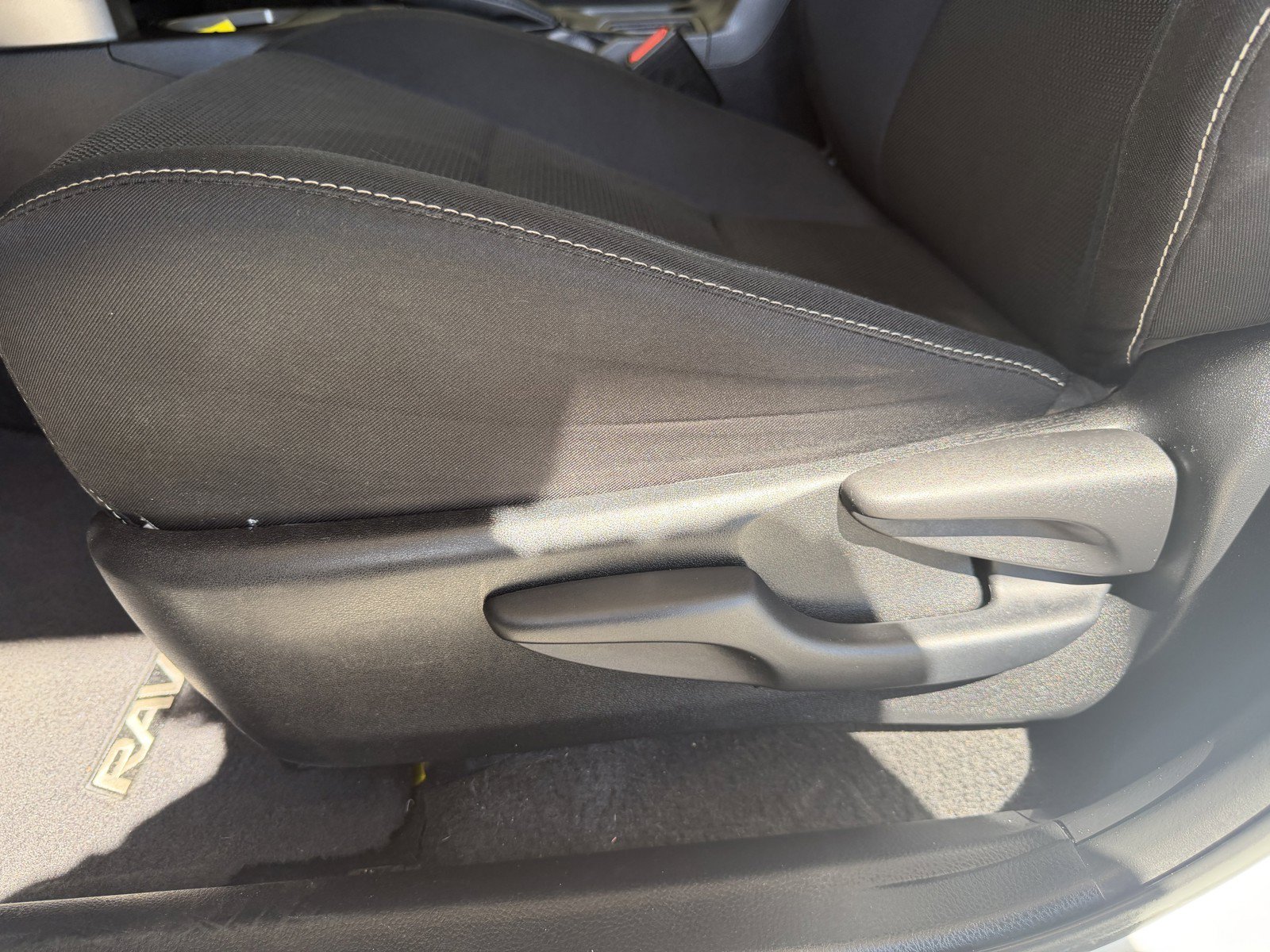 Used 2017 Super White Toyota XLE image 21