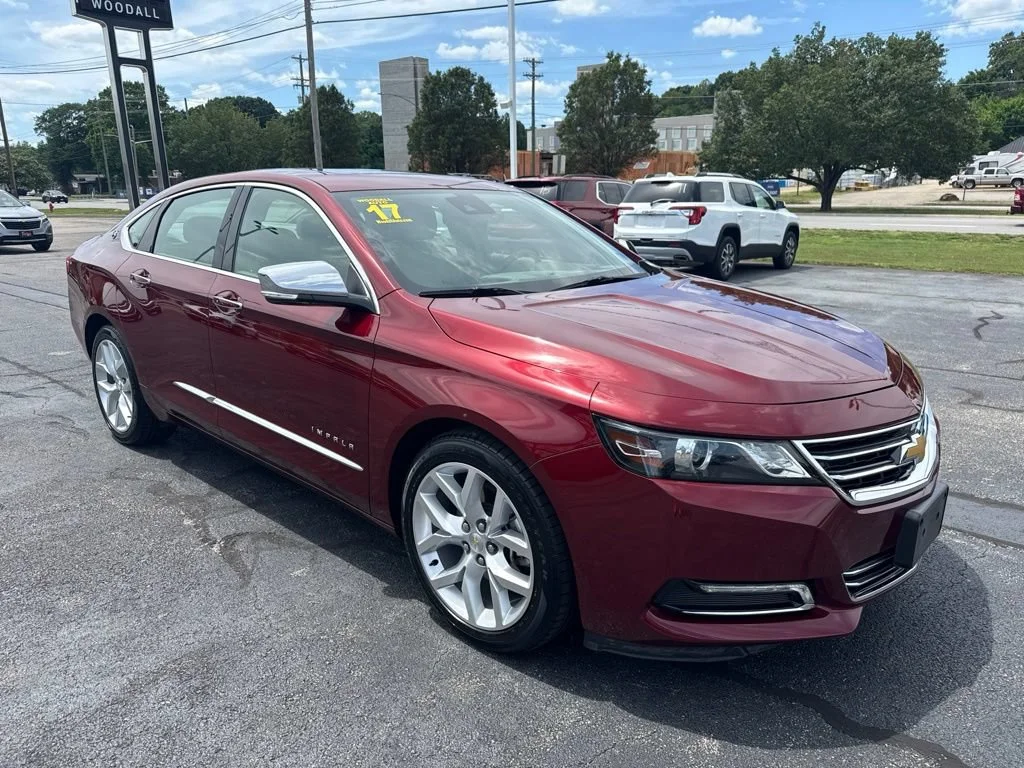 Used 2017 SIREN RED TINTCOAT Chevrolet Premier image 7