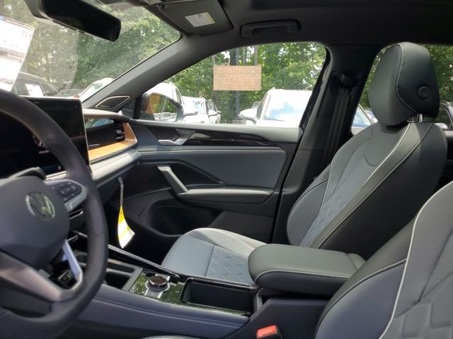 New 2026 Black Volkswagen 2.0T SEL R-Line Turbo image 17