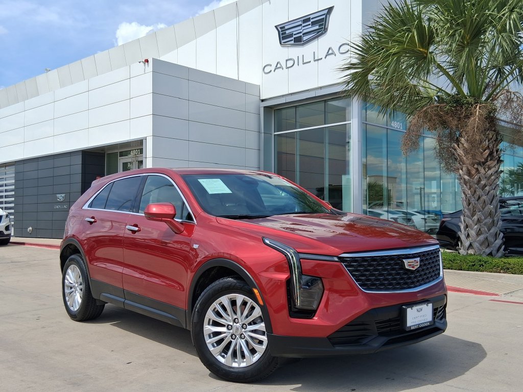 2024 Cadillac XT4 Luxury