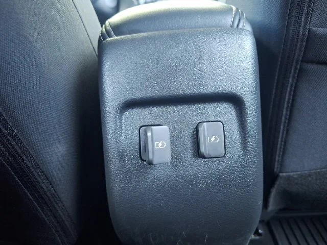 Used 2024 Blue Nissan SR image 31