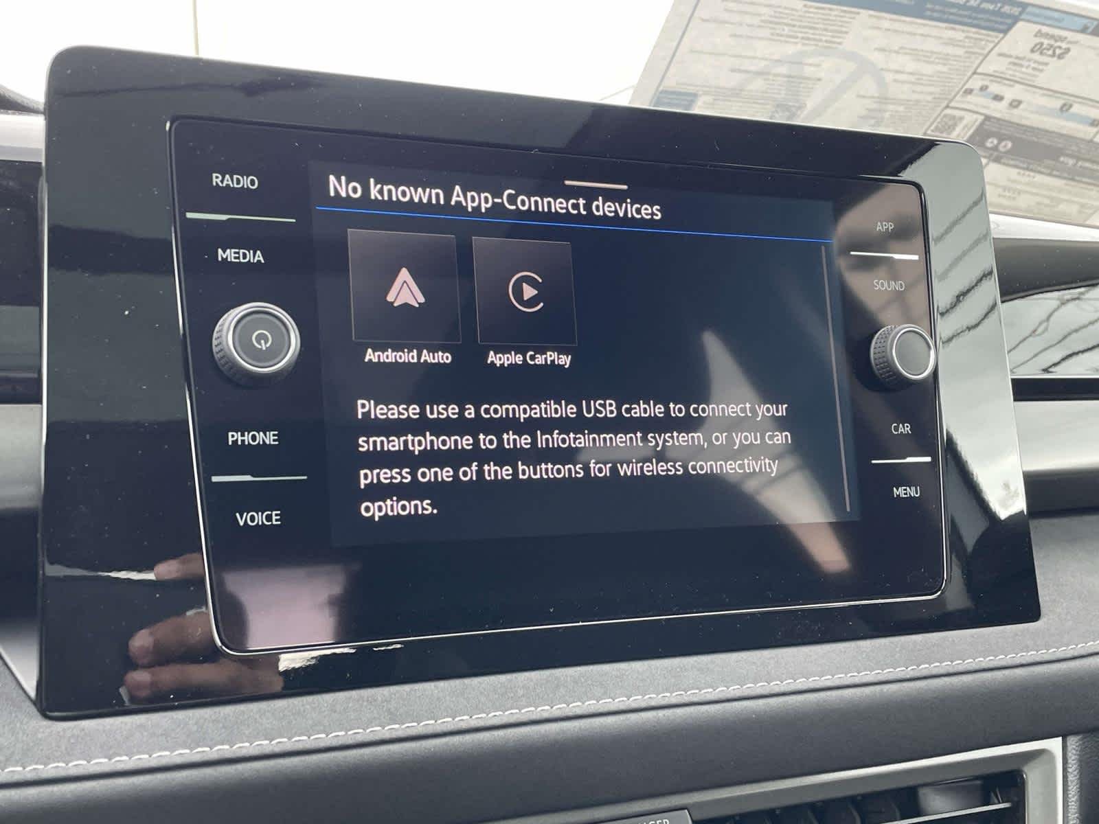 New 2026 Monument Gray w/Deep Black Roof Volkswagen SE Black image 22