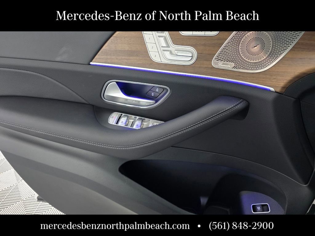 2026 Mercedes-Benz GLS Base - Photo 57