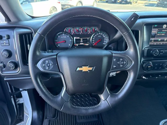 Used 2014 White Chevrolet LT image 21