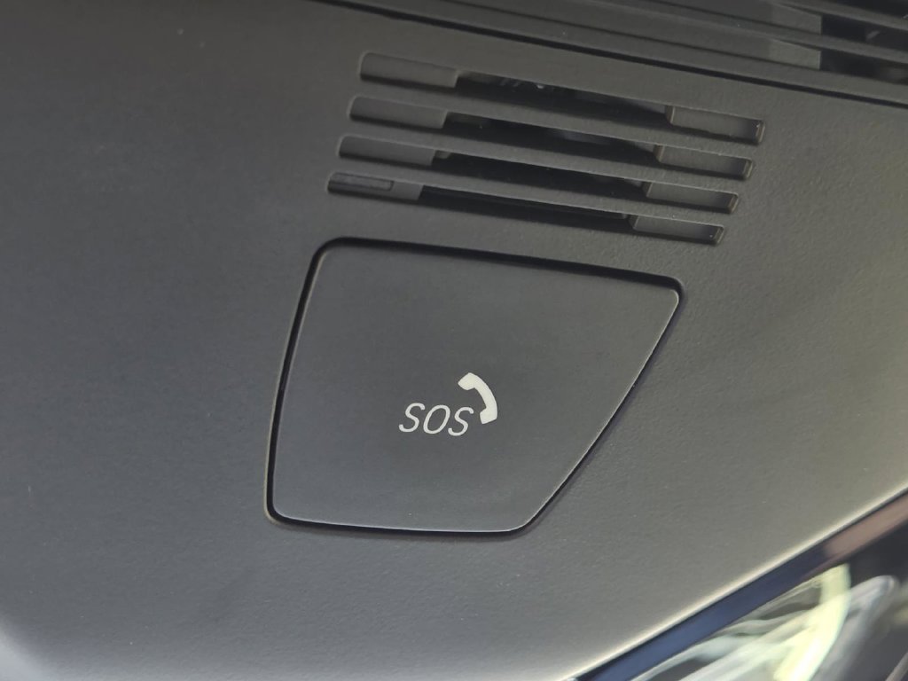 Used 2022 Tanzanite Blue II Metallic BMW M50i image 24