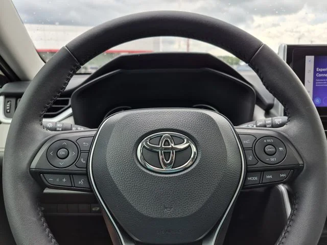 Used 2024 Ruby Flare Pearl Toyota XLE Premium image 23