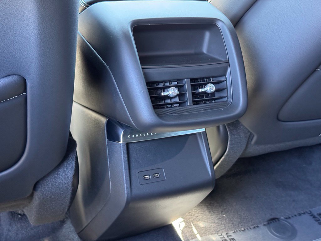 2027 Cadillac LYRIQ Sport - Photo 33