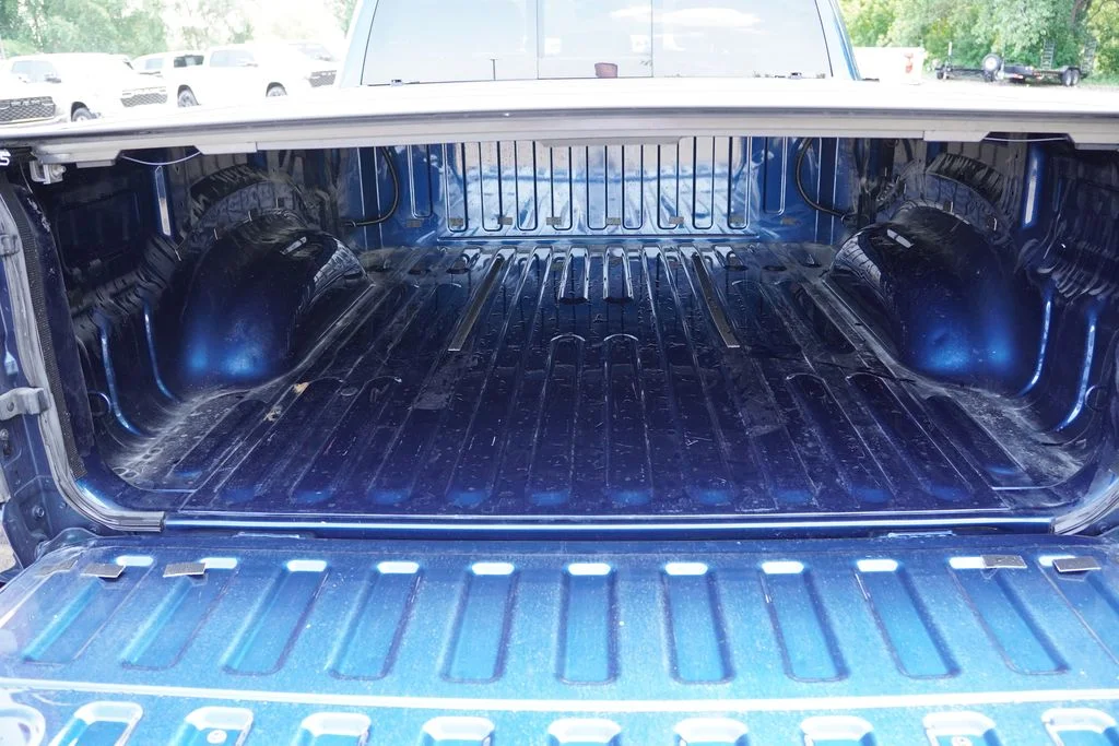 Used 2022 Patriot Blue Pearlcoat Ram Laramie image 21