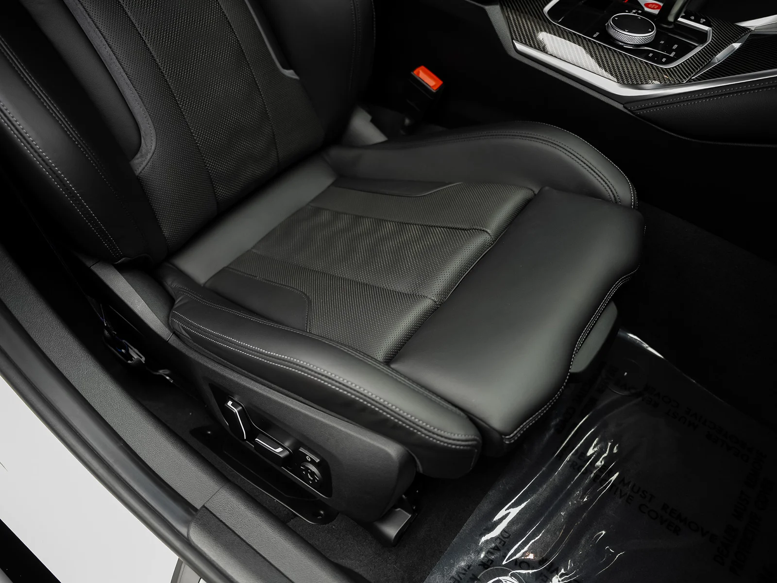 Used 2025 White BMW Competition image 40