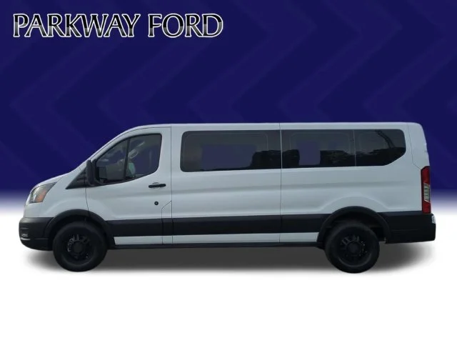 Used 2021 White Ford XL image 2