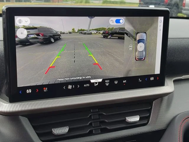 Used 2025 Gray Ford ST-Line image 22