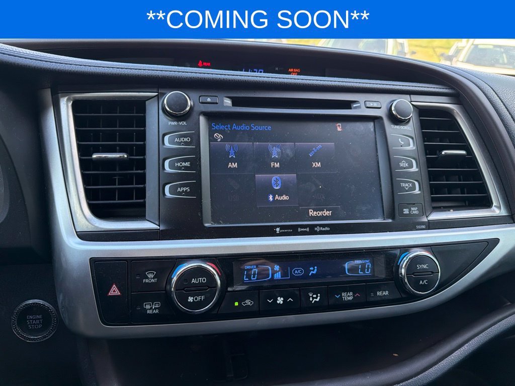 Used 2019 Gray Toyota XLE image 16