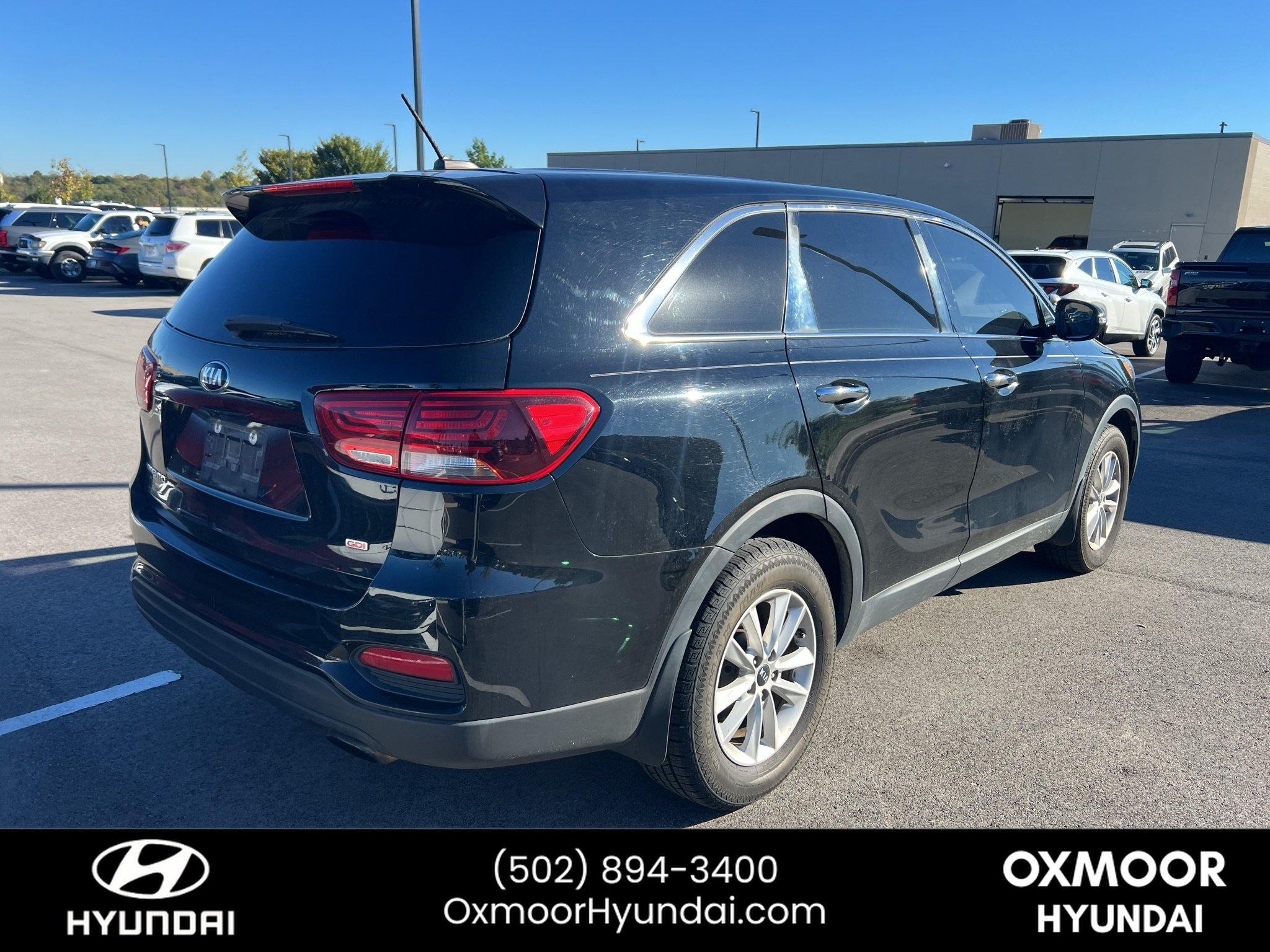 Used 2020 Ebony Black Kia L image 9