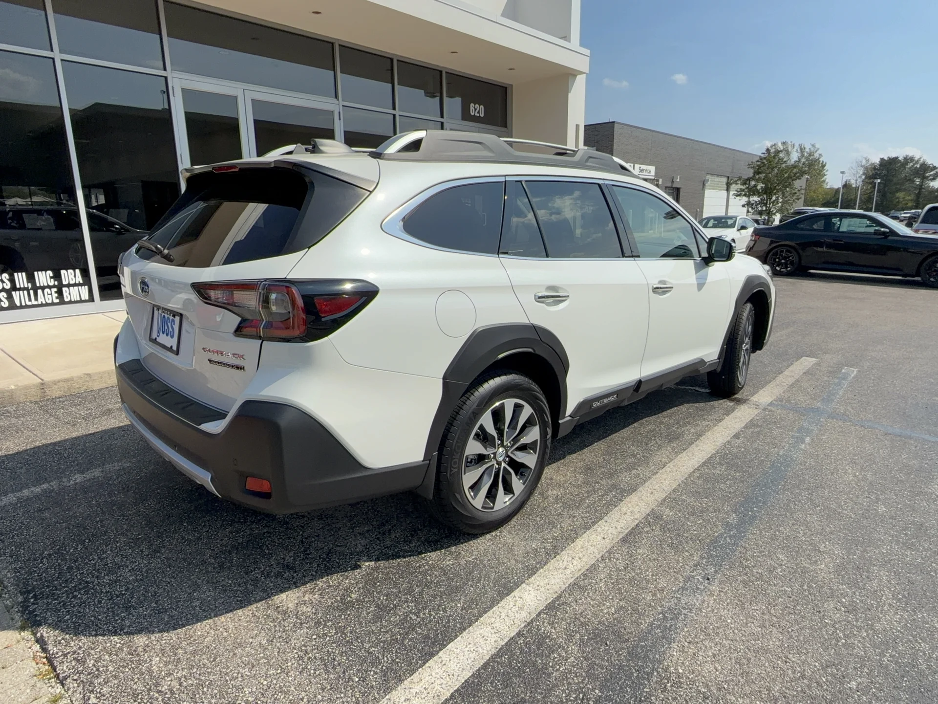 Used 2025 Crystal White Pearl Subaru Touring XT image 3
