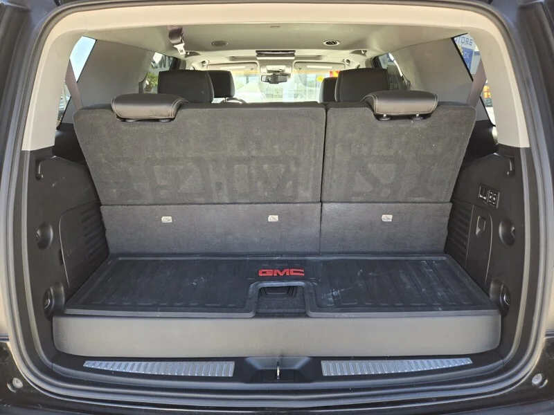 Used 2017 Onyx Black GMC Denali image 12
