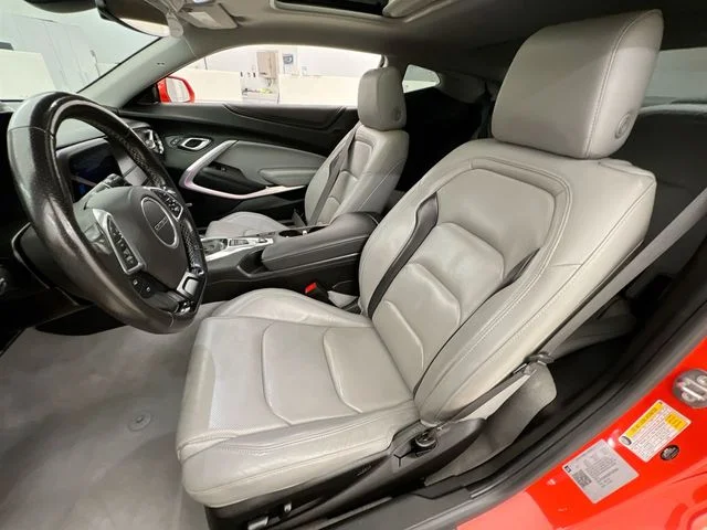 2019 Chevrolet Camaro 3LT - Photo 9