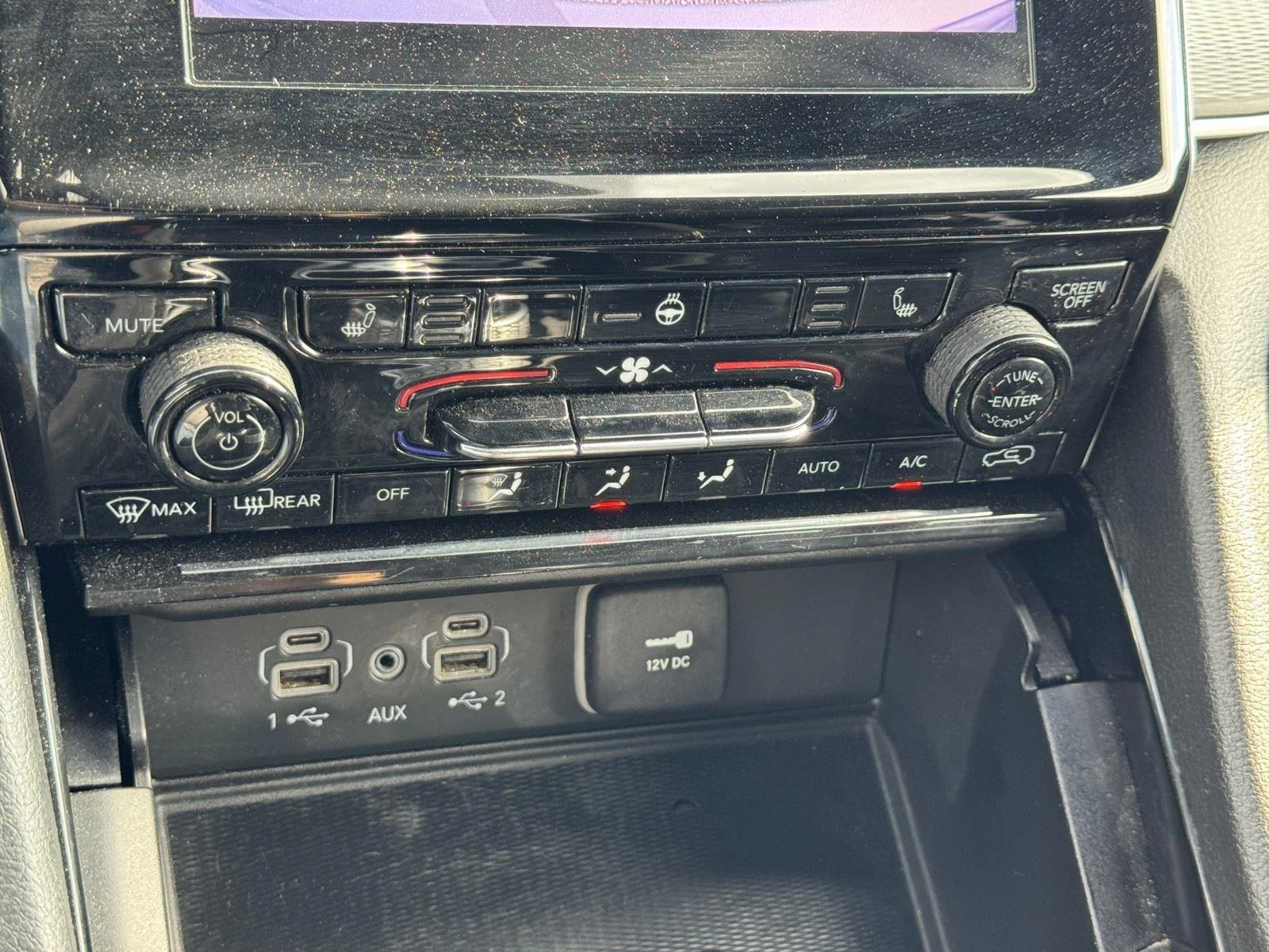 Used 2023 Silver Zynith Jeep Altitude image 21