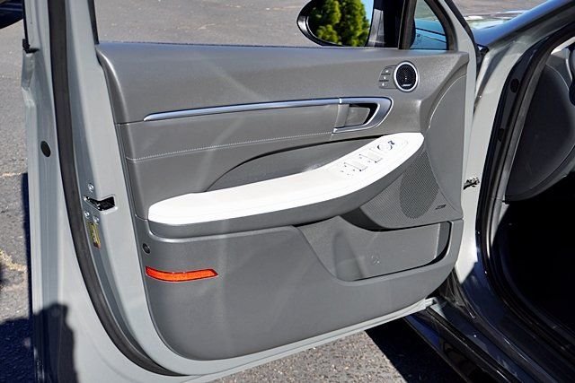 Used 2023 Gray Hyundai Limited image 22