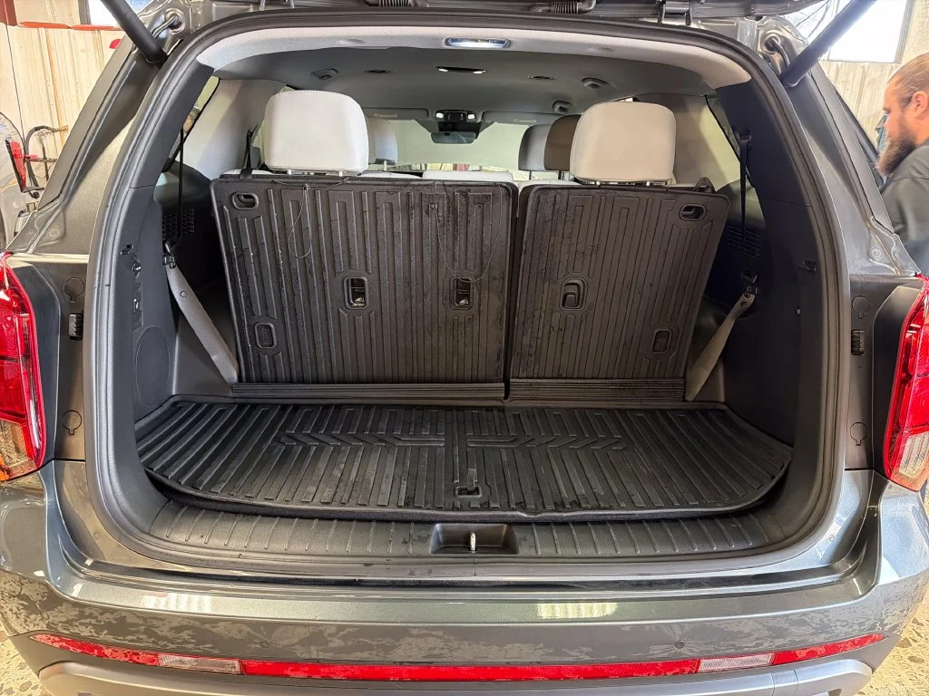 Certified Used 2025 Gray Hyundai SEL image 11