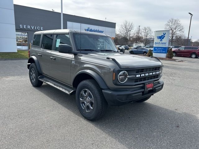 Gray 2026 Ford Bronco Big Bend 4-Door 4WD SUV / Crossover Four-Wheel Drive