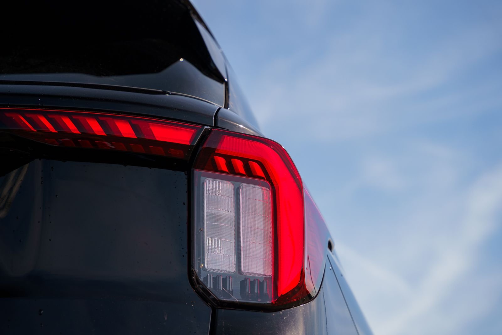 New 2026 Agate Black Metallic Ford ST image 13