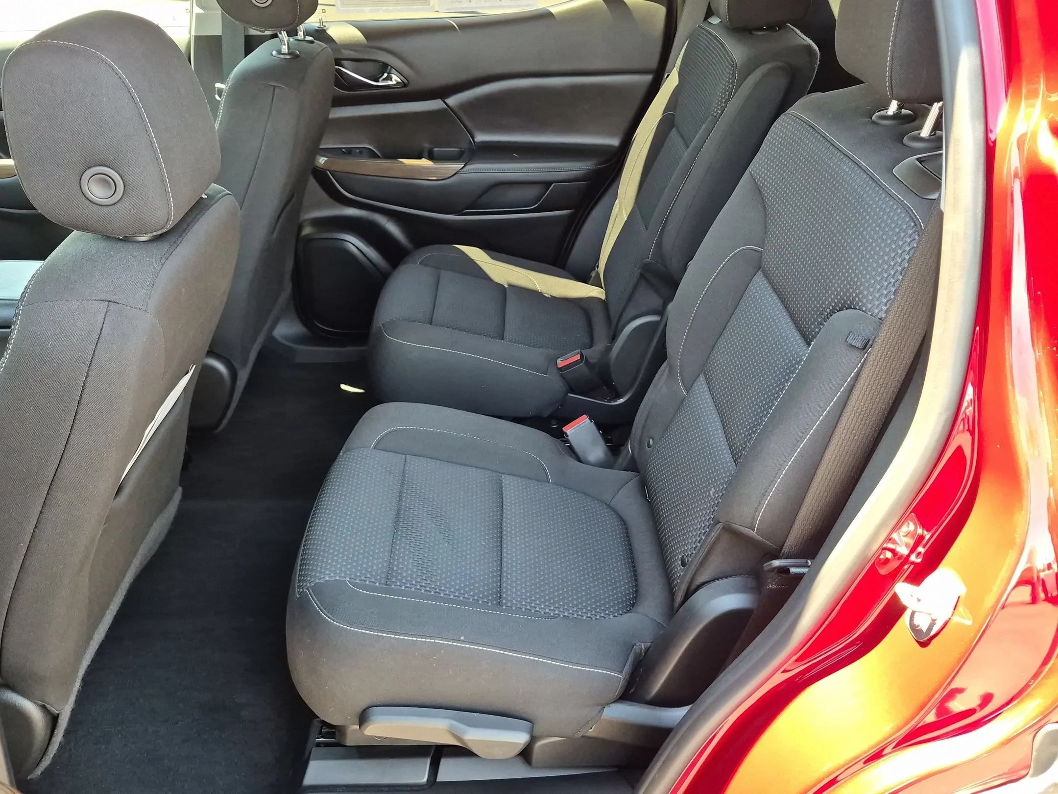 Used 2021 Cayenne Red Tintcoat GMC SLE image 22
