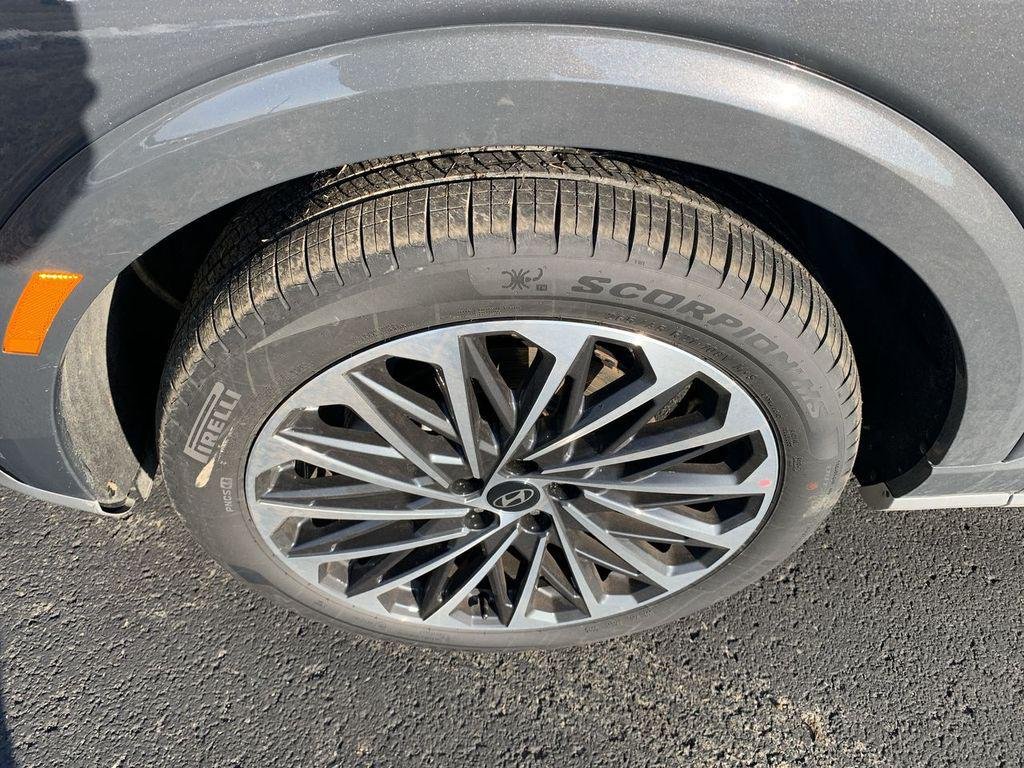 New 2026 Gray Hyundai Calligraphy image 10