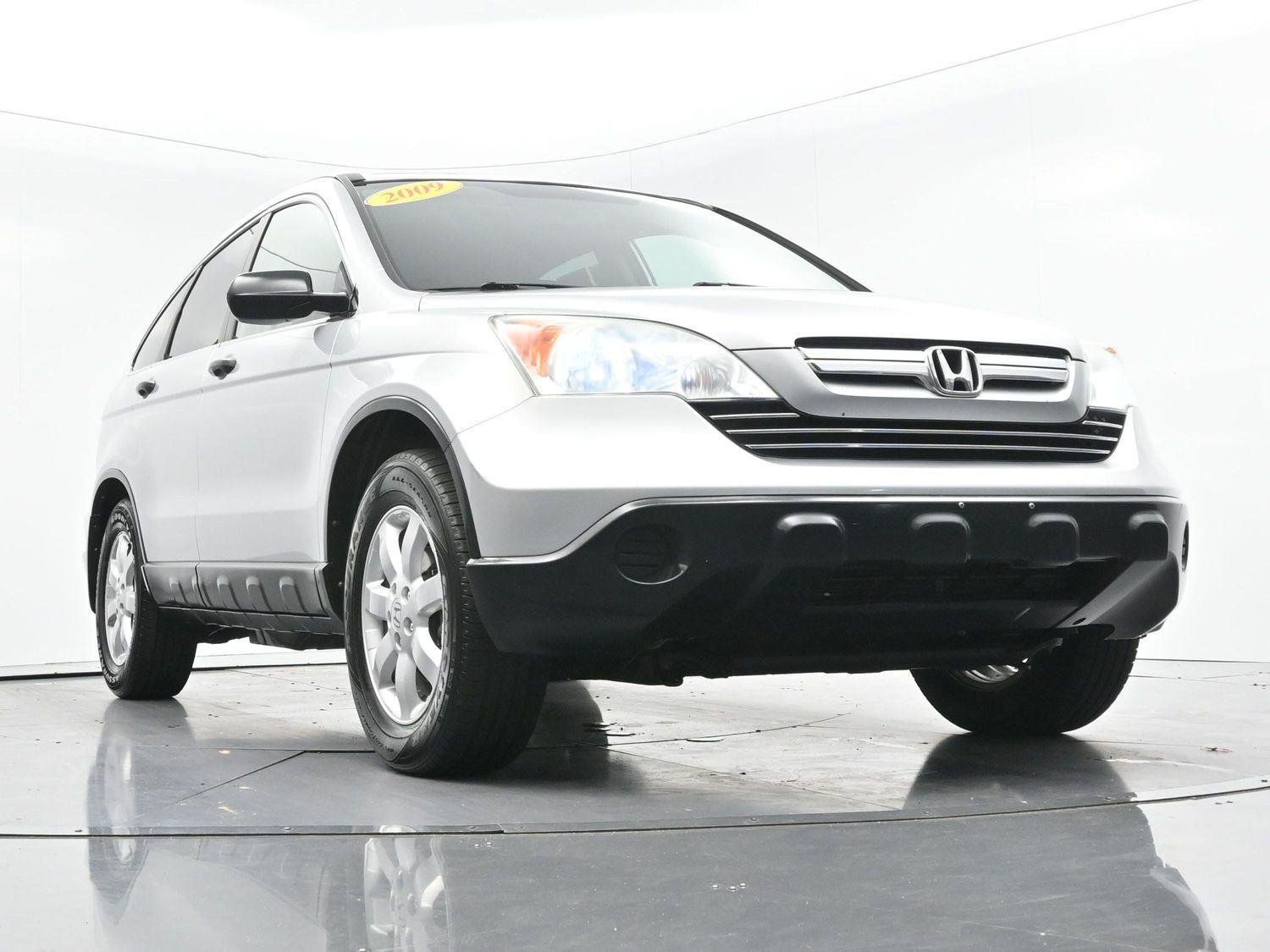 Used 2009 Alabaster Silver Metallic Honda EX image 35