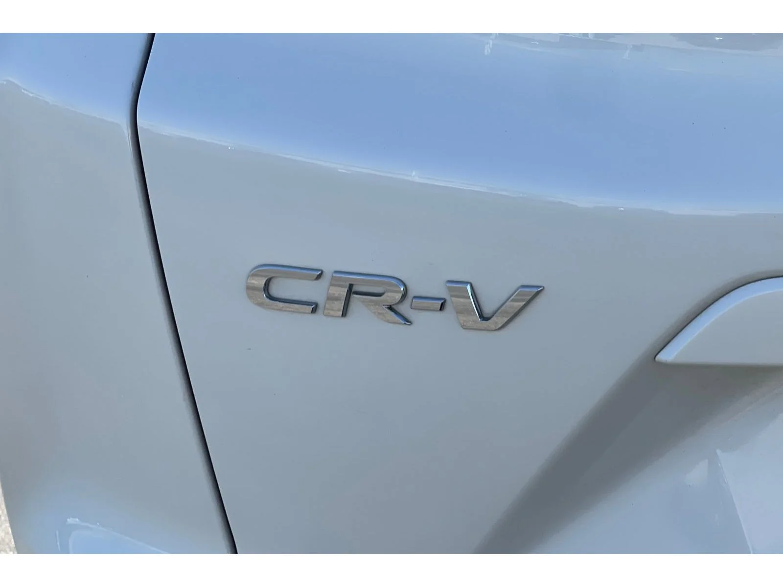 Used 2018 White Diamond Pearl Honda EX-L image 48