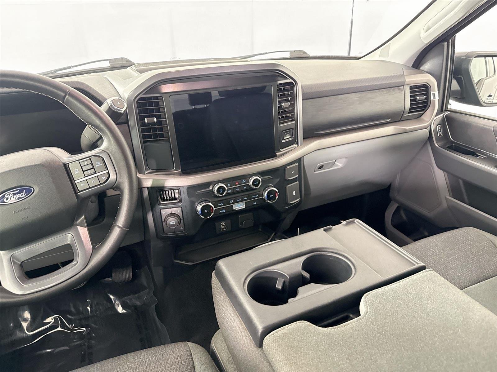 Used 2025 Agate Black Ford XLT image 28