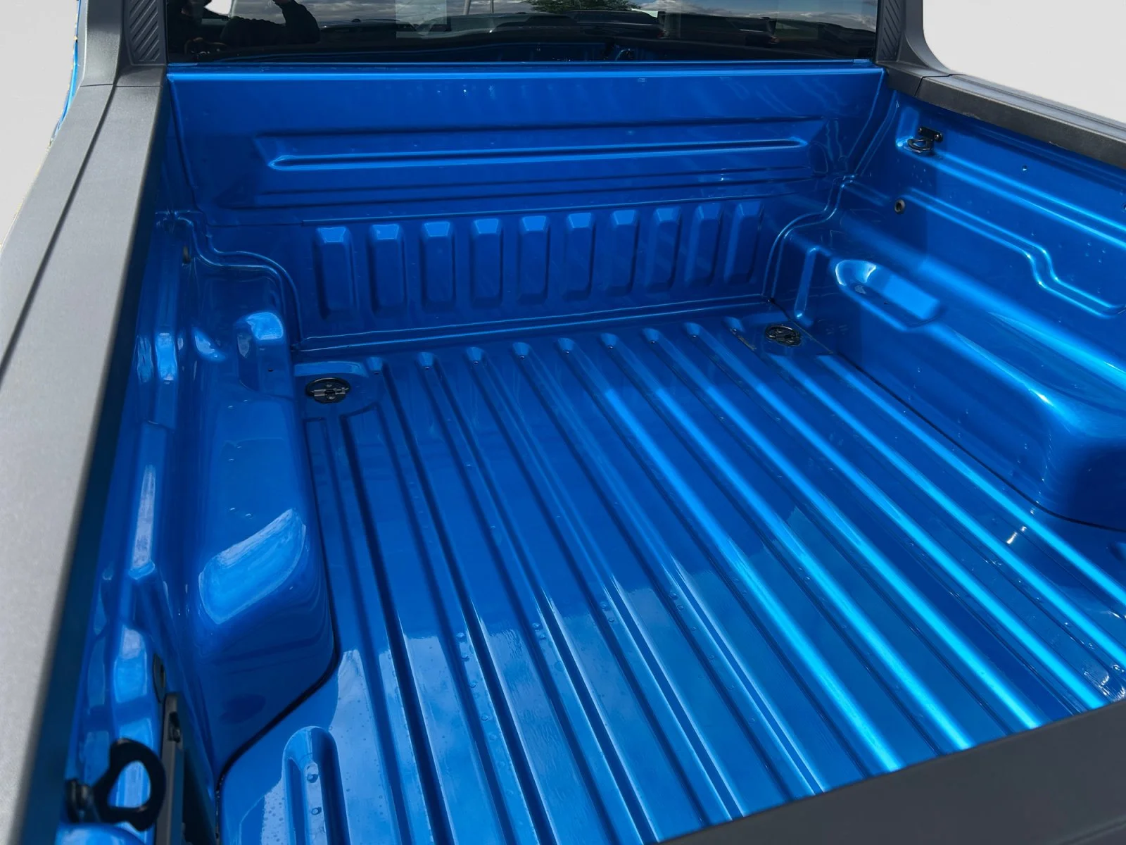 New 2026 Velocity Blue Ford XLT image 9